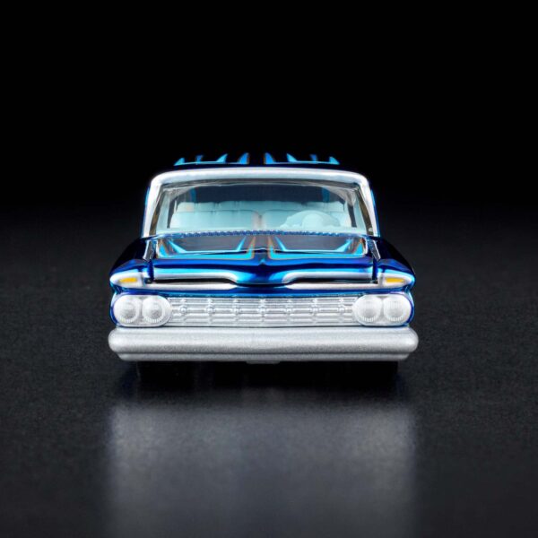 RLC Exclusive 1959 Chevrolet Brookwood - Route 66 Collectibles