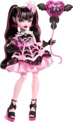 Scary Sweet Birthday Draculaura (JBG74) - Image 2