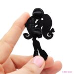 Draculaura Pin - Image 4