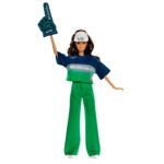 Barbie Super Bowl LX Seattle Seahawks (JJY01) - Image 3