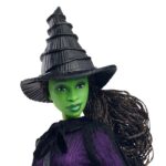 Wicked Deluxe Elphaba (HXY38) - Image 4