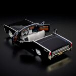 RLC Exclusive '61 Lincoln Continental (HMY24) - Image 4